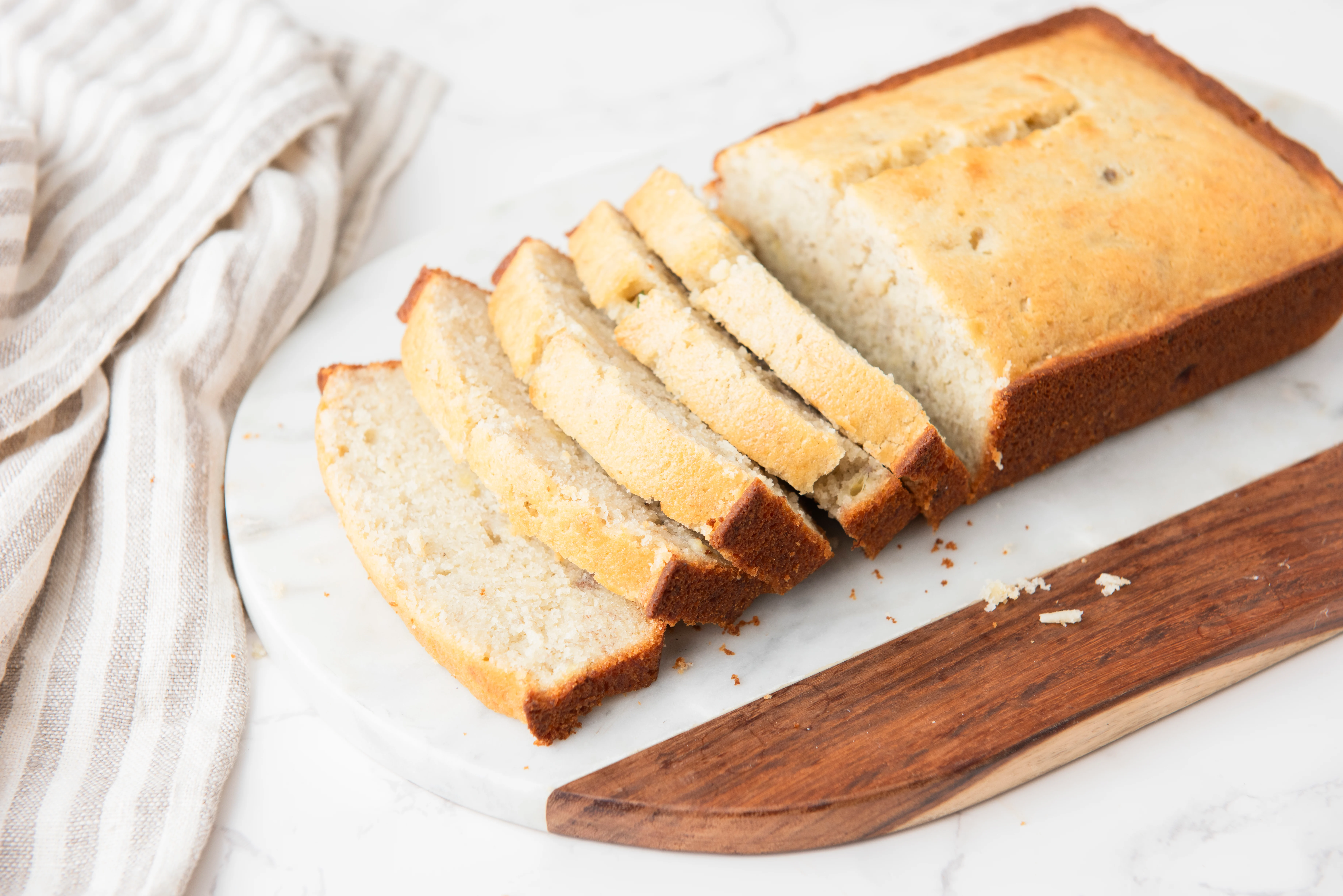 Nothing-Better Buttermilk Banana Bread | Lazy Cooking