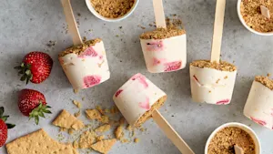 Easy Cheesecake Bombs