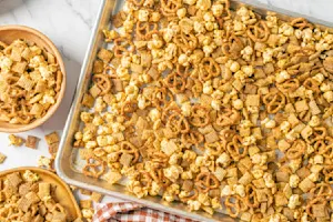Cheesy Snack Mix-2