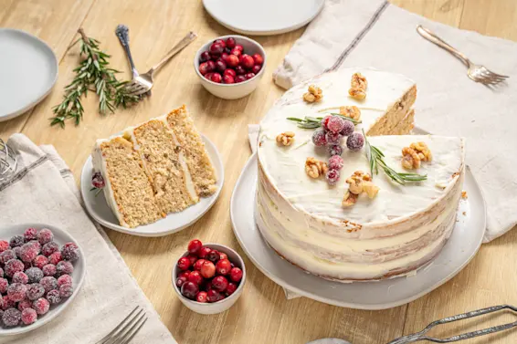 Deck the Halls Cake-4