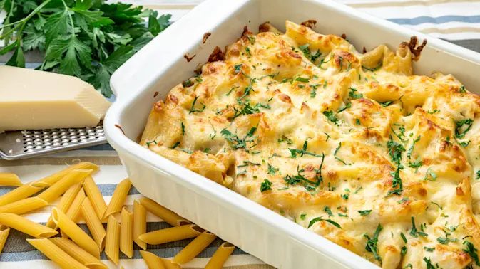 Easy Chicken Alfredo Bake 02