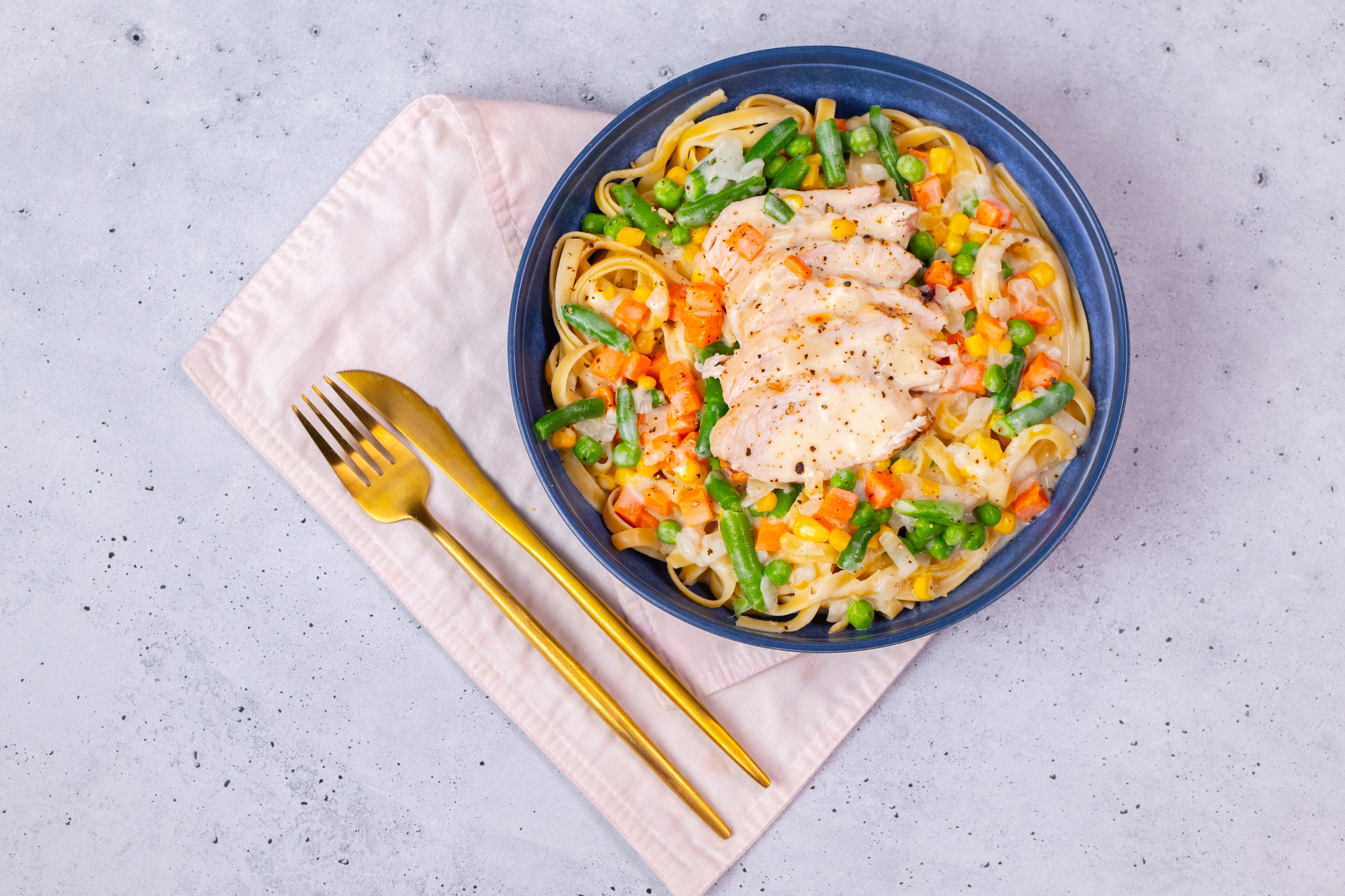 Chicken & Veggie Fettuccine | Lazy Cooking