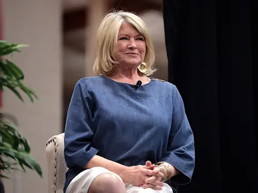 1200px-Martha Stewart (48925583898)