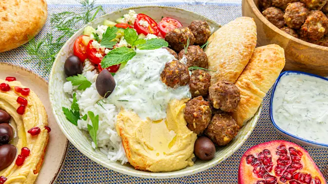 Loaded Gyro Bowls 02