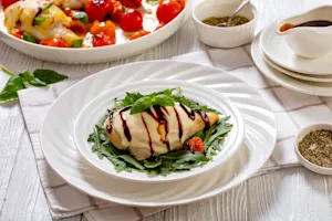 Best Chicken Caprese Bake
