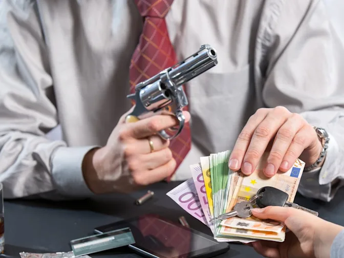 What You Need to Know About Loan Sharks-3