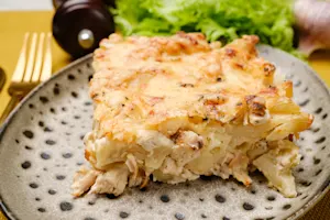 Cheesy Chicken Alfredo Bake 4