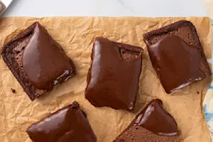 Aunt Betty's Best Potluck Brownies