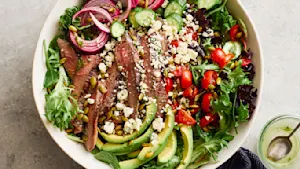 Healthy Summer Steak Salad