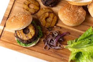 Staycation Burgers-002