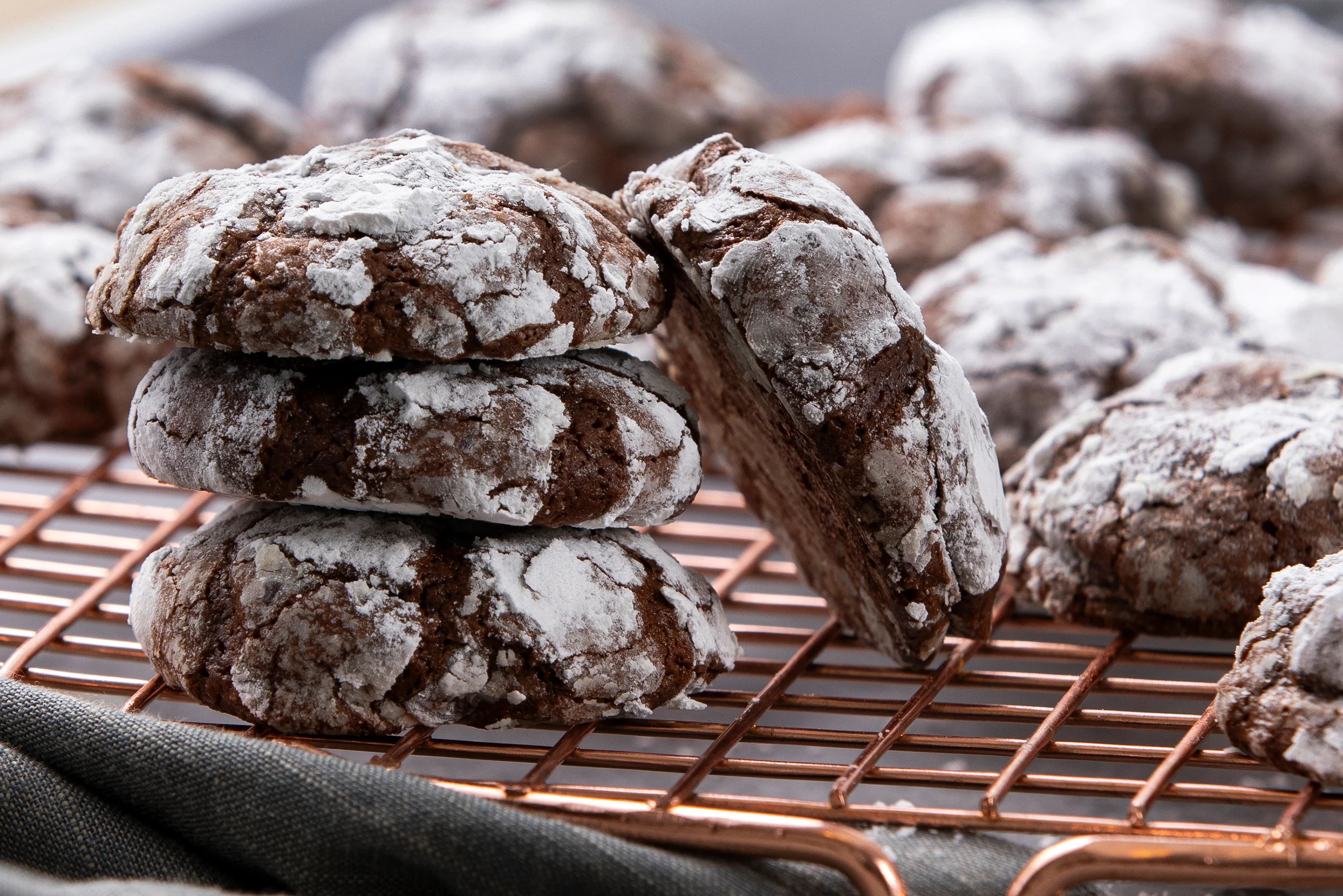 Snowy Brownie Drops | Lazy Cooking