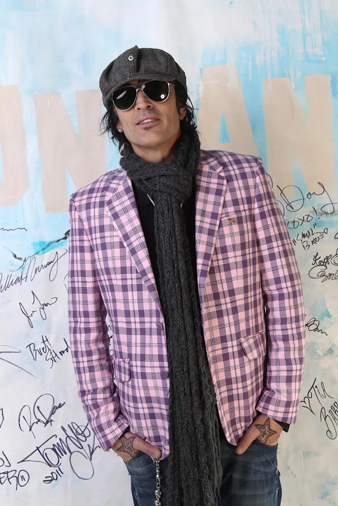 25 Celebrity Jail Birds- 26