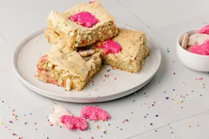 Circus Cookie Blondies-5
