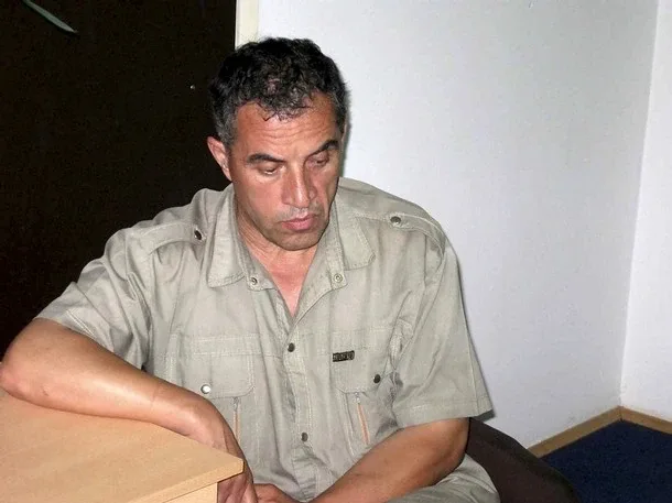 Journalist Becomes His Own Story, Dead in Prison-2
