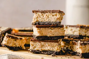 Peanut Butter Cheesecake Bars-8
