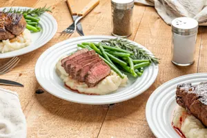 Garlic Butter Filet Mignon-3-2
