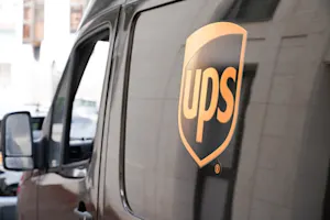 What's a UPS driver's favorite sport? image