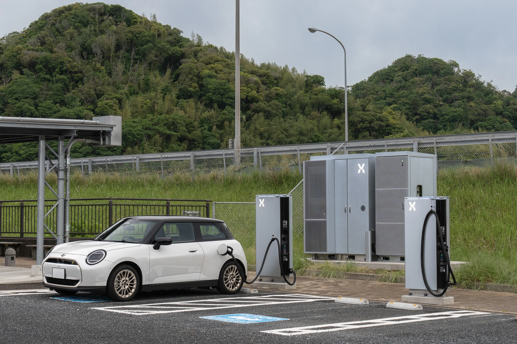 下り線駐車場