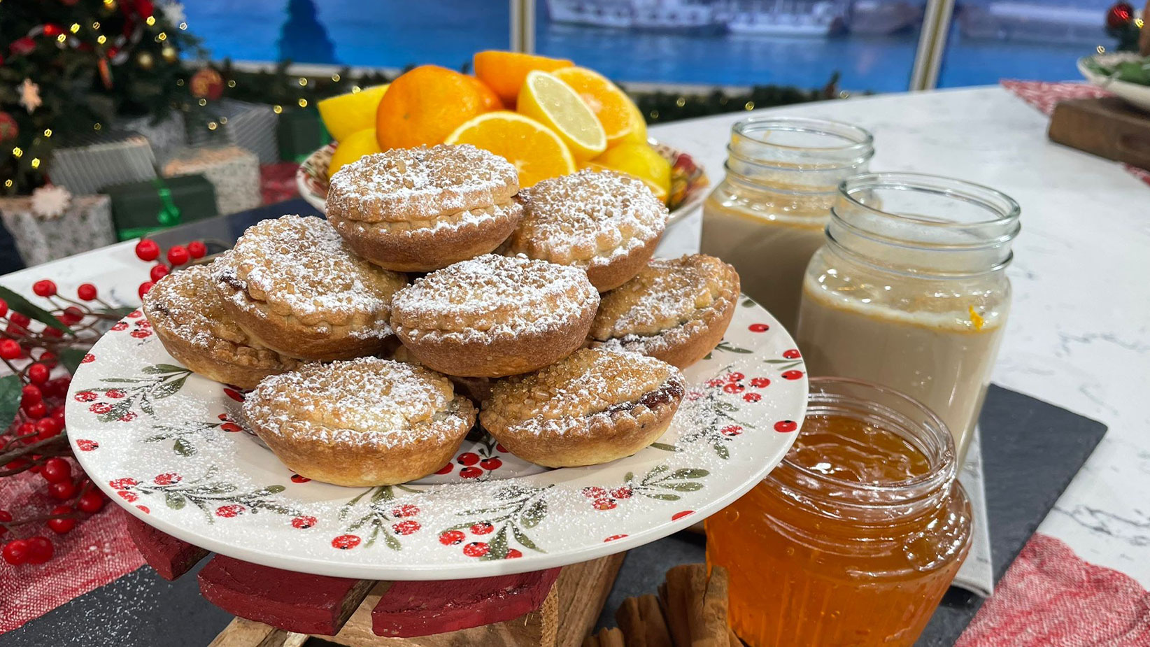 Phil Vickery's tasty mince pies & eggnog latte