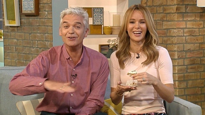 Banana baking... and bye bye Brett | This Morning
