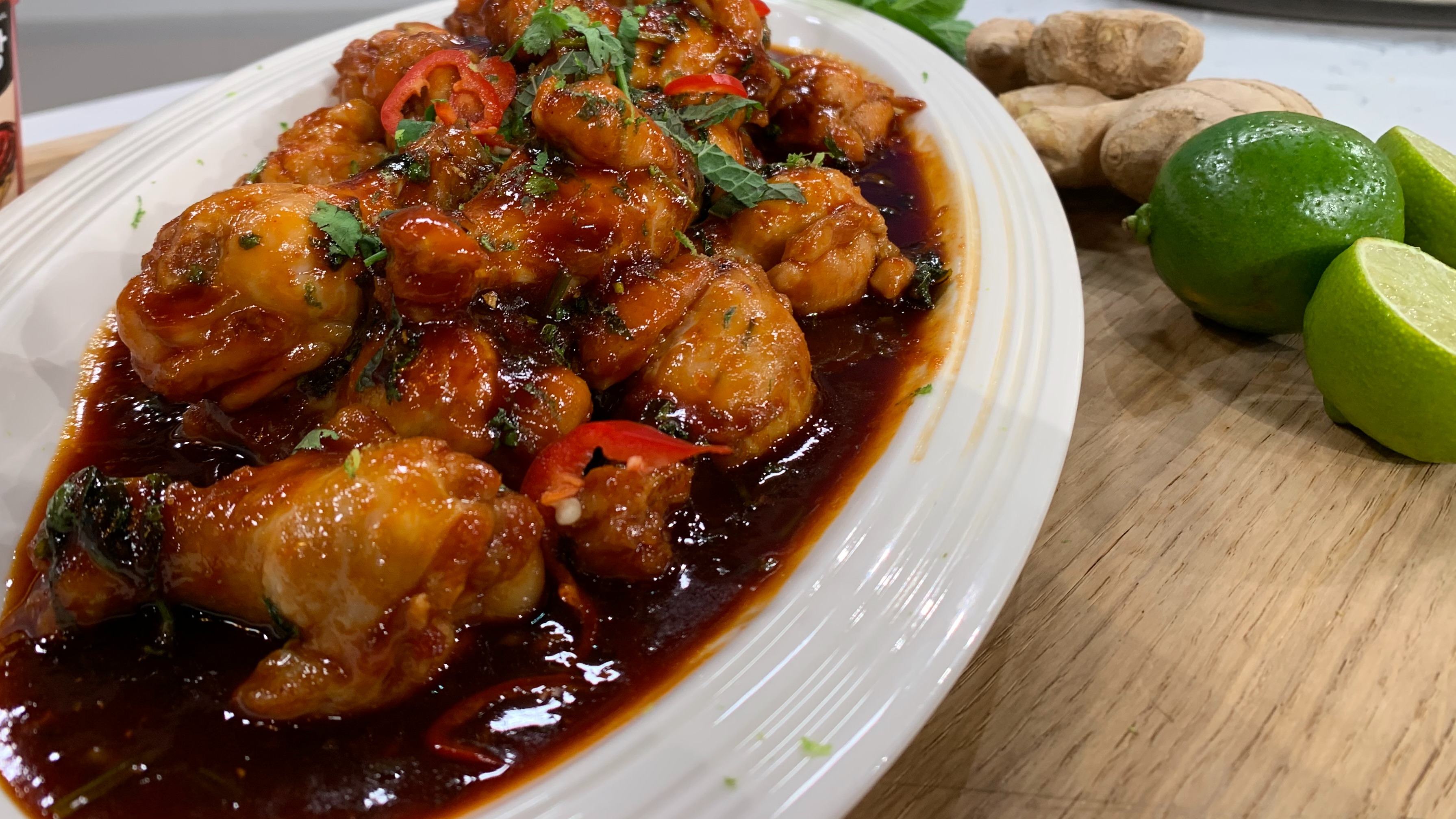 James Martin's chicken wings with BBQ sauce This Morning