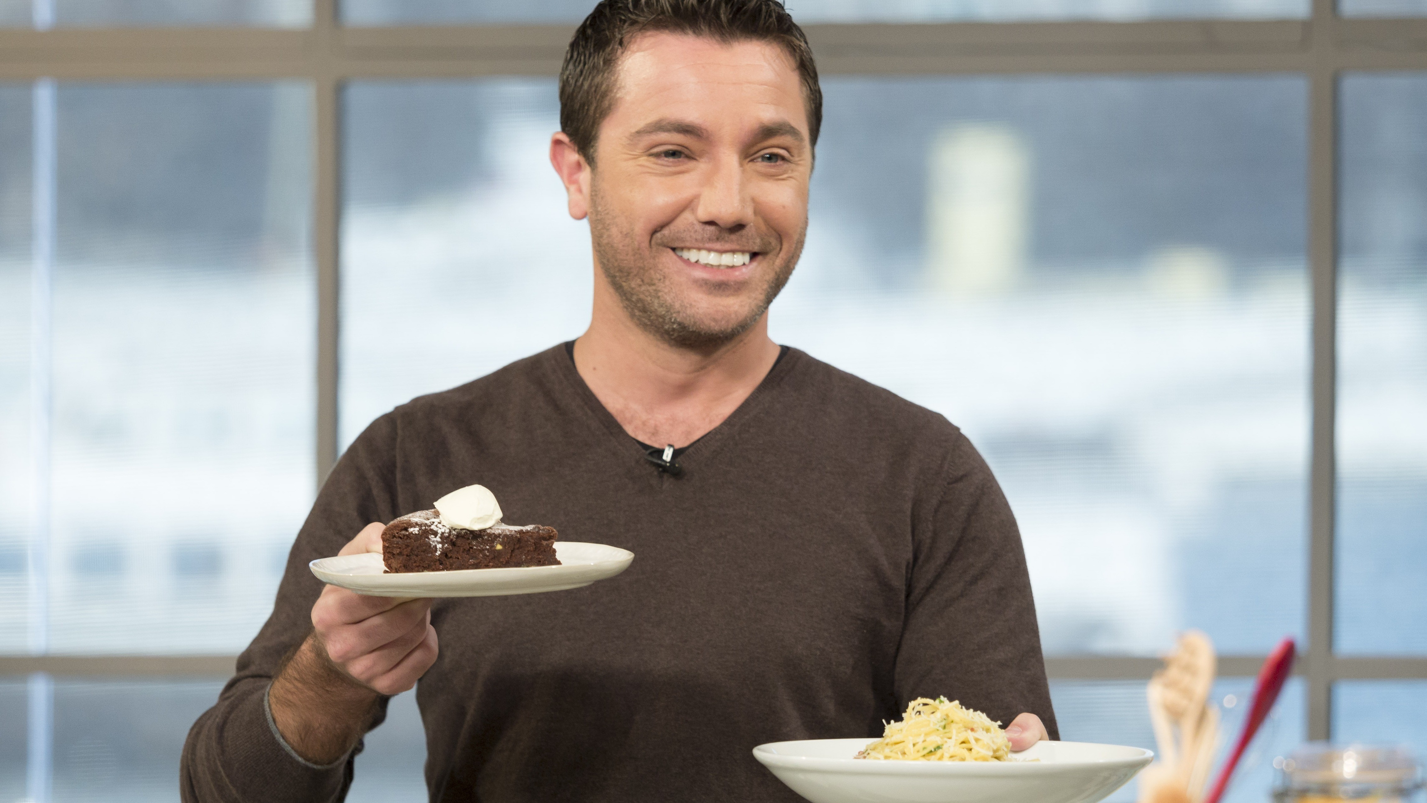 Gino's chocolate pistachio cake (and carbonara!) | This Morning