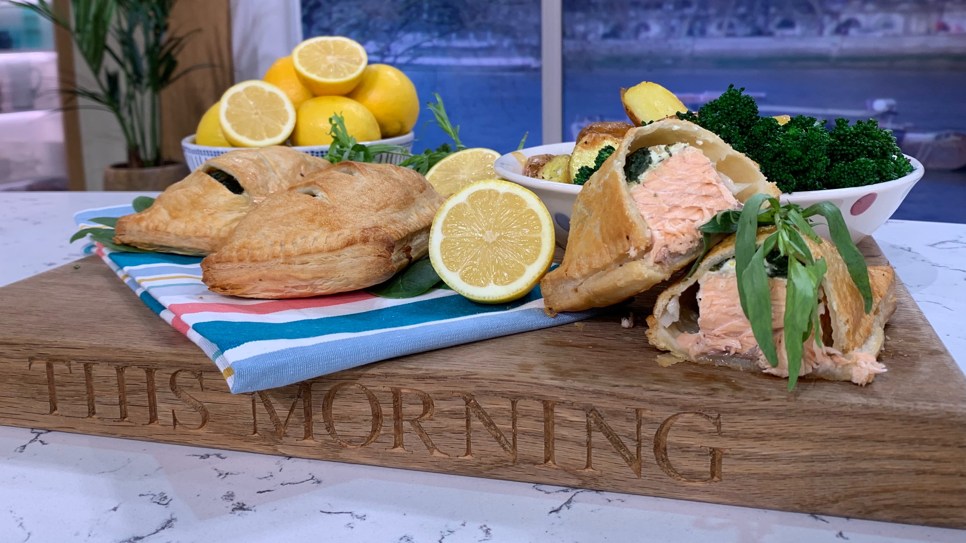 Ainsley Harriott's salmon en croute with spinach, lemon and cream