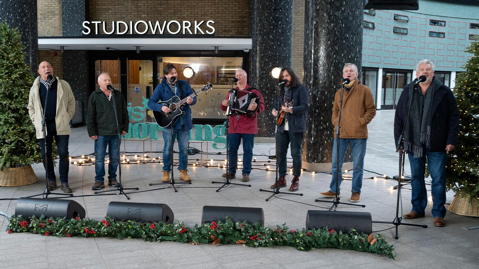 Fisherman’s friends perform a festive sea shanty This Morning