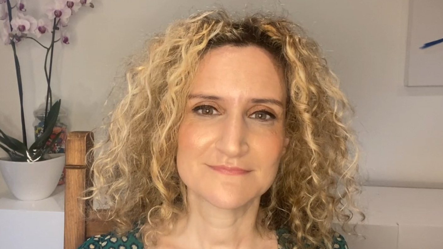 Dr Ellie's is here with the latest health headlines This Morning