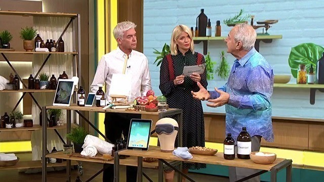 Dr Murad's secret to younger-looking skin | This Morning