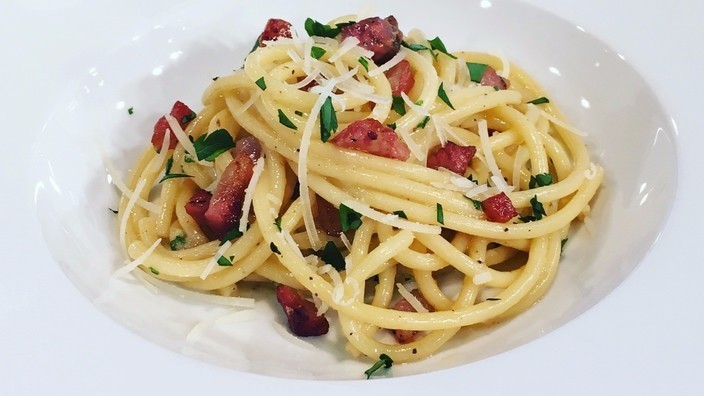 Gino’s bucatini alla carbonara | This Morning