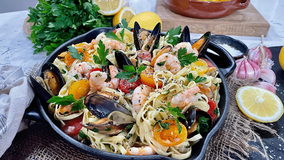 Michela Chiappa's speedy seafood pasta | This Morning