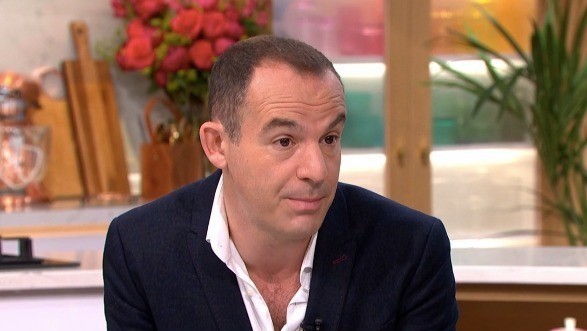 Martin Lewis: 'Unfair' bank charges can still be refunded | This Morning