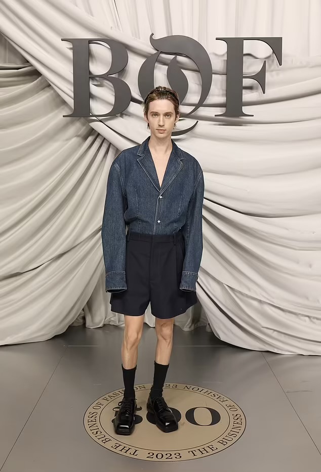 troye