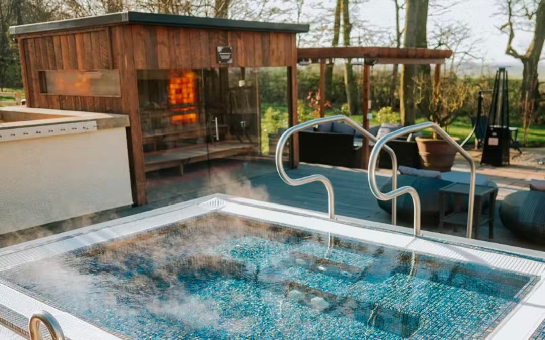 Image of an outdoor aquathermal spa.