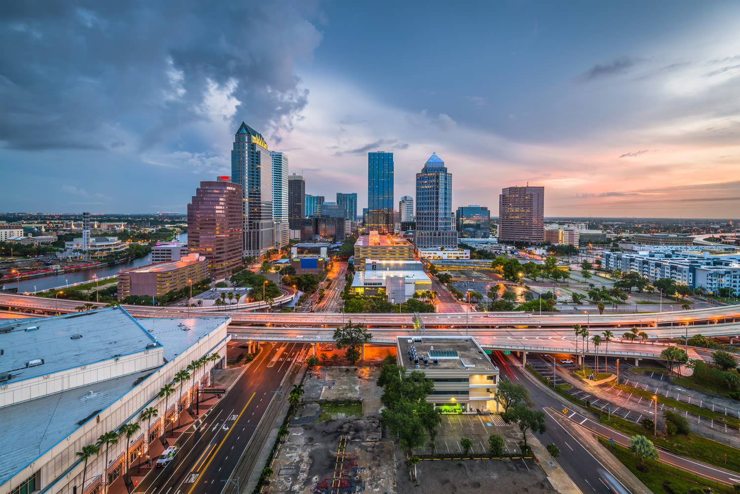 Skyline view of Tampa