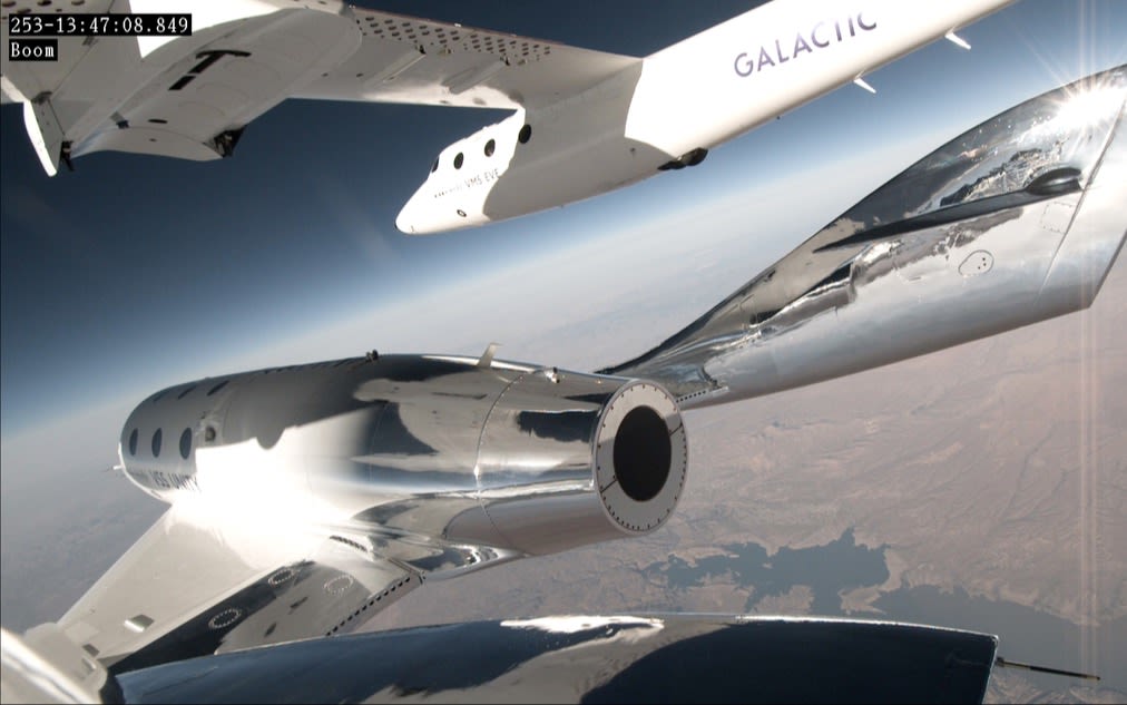 Virgin Galactic glide flight 2023