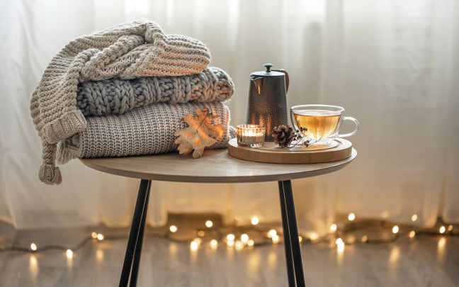 Cosy blankets and a teapot