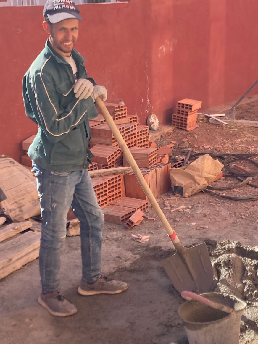 Lahcen ait Oumghrass working on the repairs of the study centre | Eve Branson Foundation