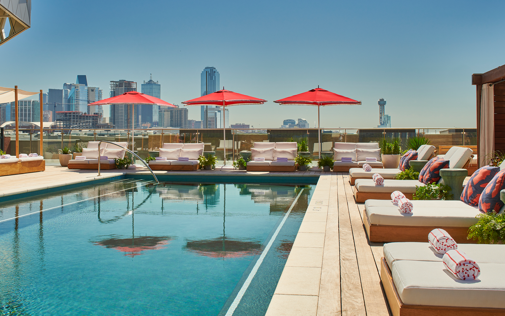 An image of the rooftop pool in Virgin Hotels Dallas