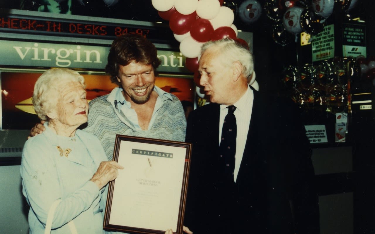 Richard Branson with his mum and dad 