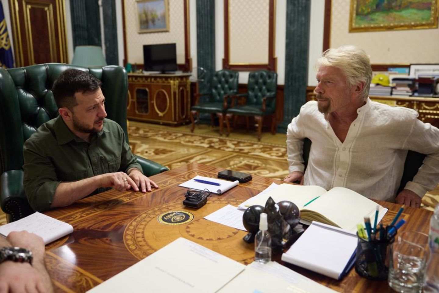 Richard Branson meeting with President Volodymyr Zelensky