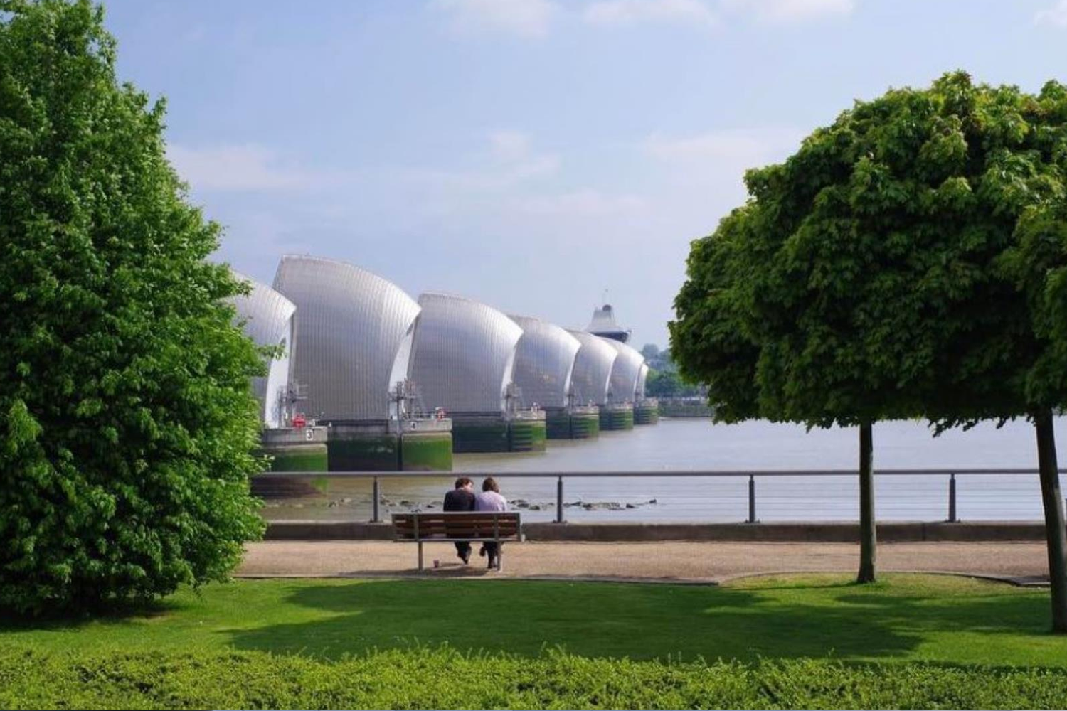 Weekend Delivery for Small Business Firms in Woolwich hero background