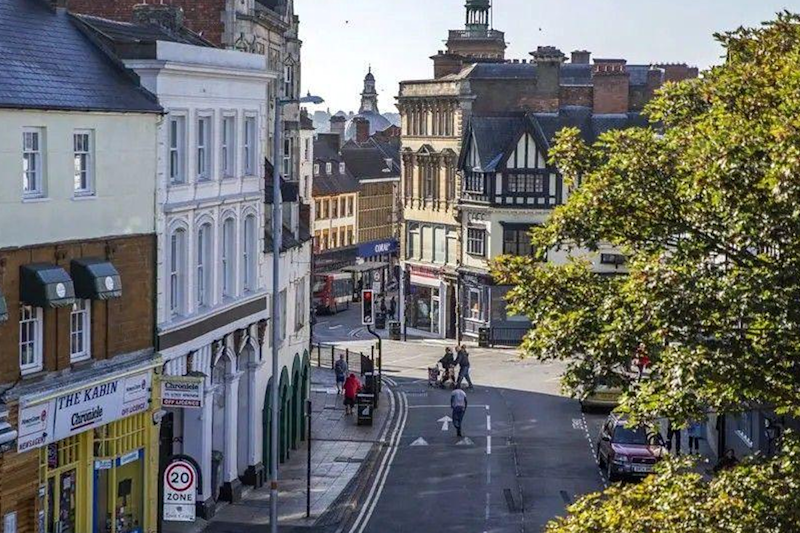 Northampton region courier services