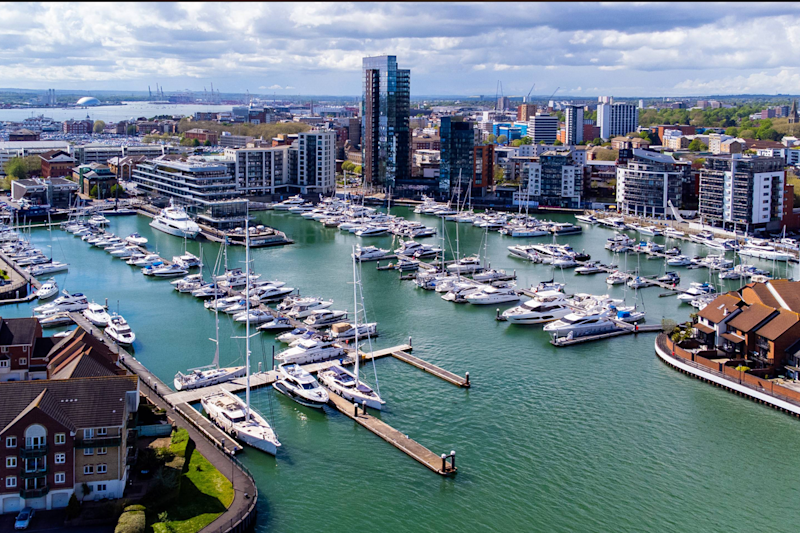 Southampton region courier services