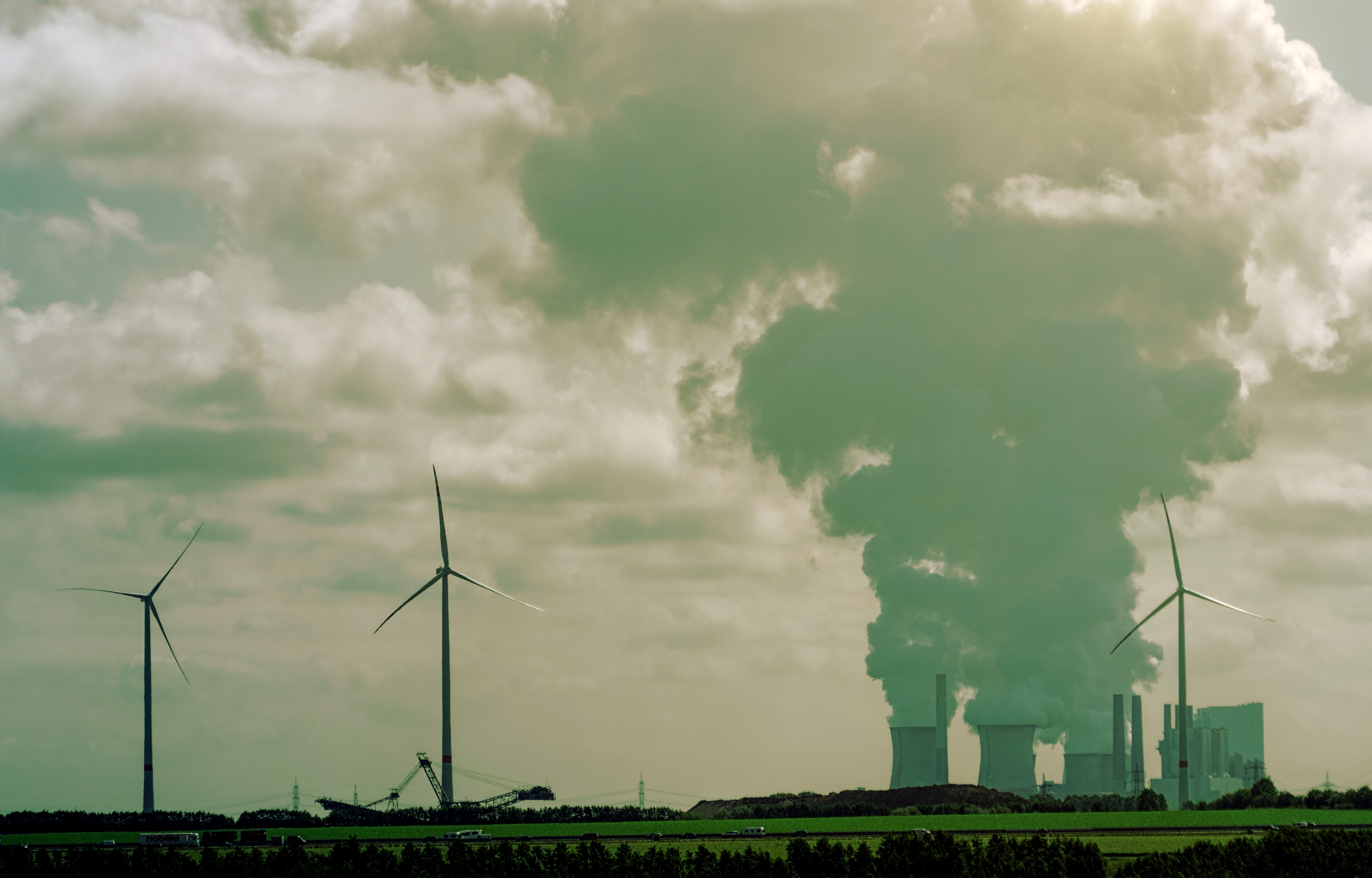 FreePik Pollution 2000x1280px