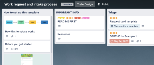 Captura de pantalla de un tablero de Trello donde pone "Work request and intake process" (Proceso de solicitud y recepción de trabajo)