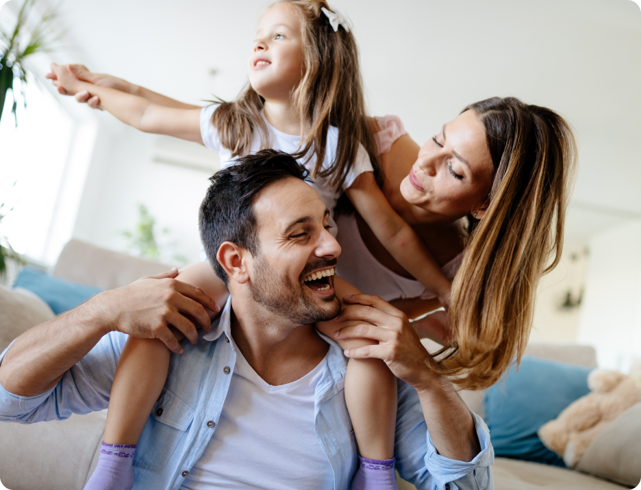 Step father and daughter. Семейные отношения. Семейный. Отношения родителей и детей. Отношения в семье.