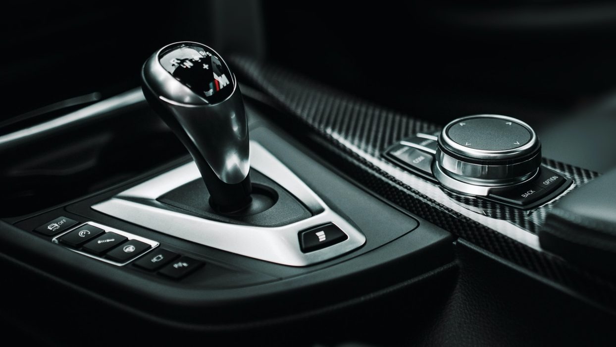 Automatic gearstick in car