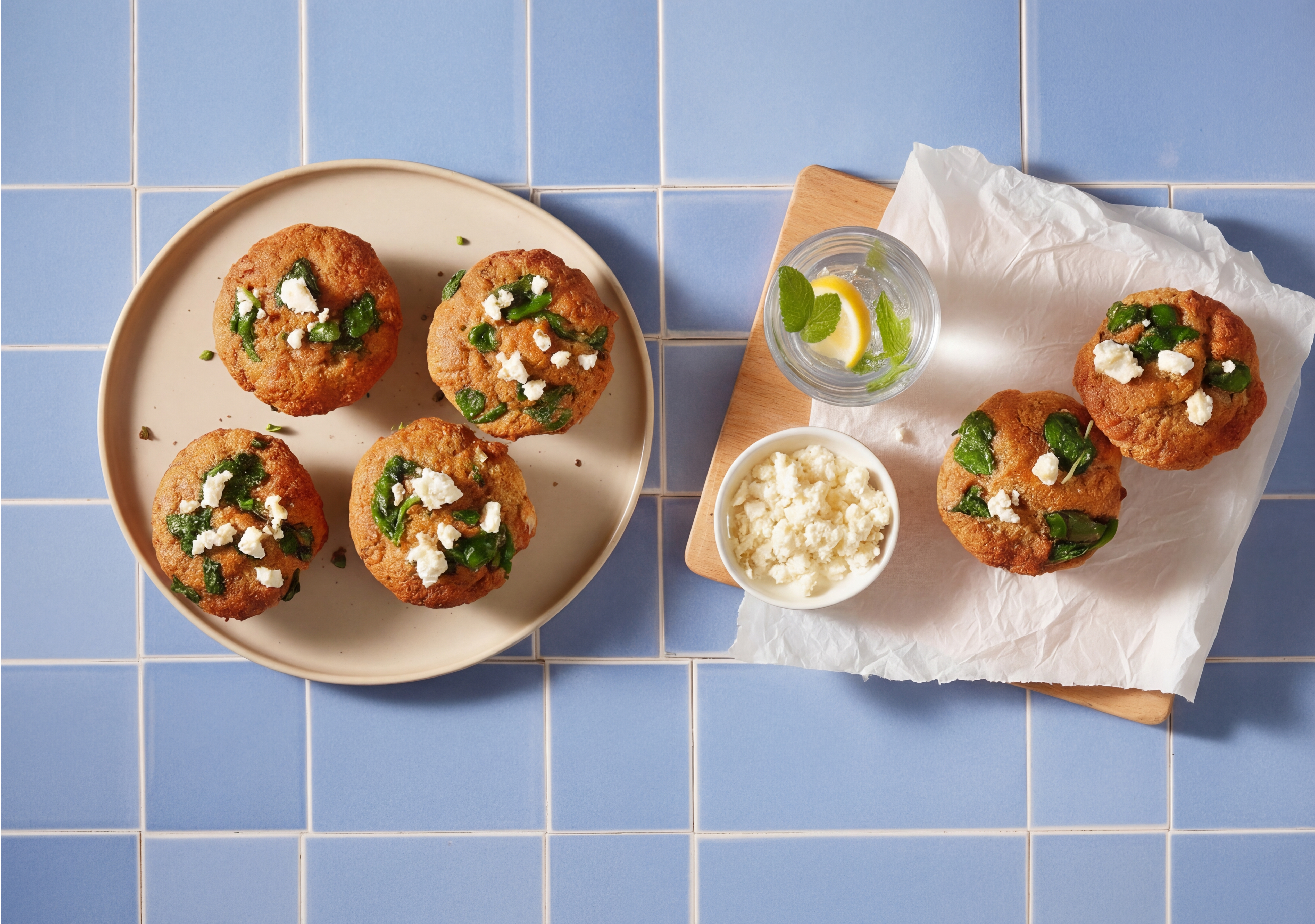 Hartige volkoren muffins met spinazie en feta